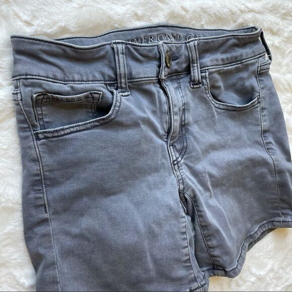 American Eagle Outfitters Twill Midi Short - Women’s 2 - Picture 7 of 7